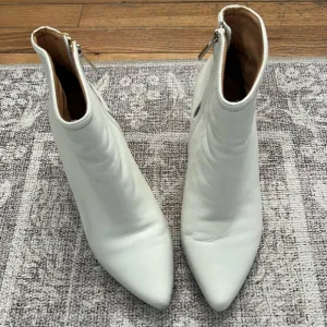 - Anthropologie joie white ankle boots - size 38 women’s 7.5 white