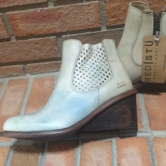 🆕 Bed Stu Countess Blue Rustic Leather Wedge Ankle Boots size 7