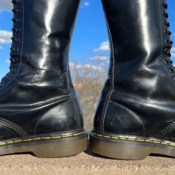 🏴󠁧󠁢󠁥󠁮󠁧󠁿 Dr. Martens MIE Vintage 20 Eye Lace Up Knee High Boots UK 6