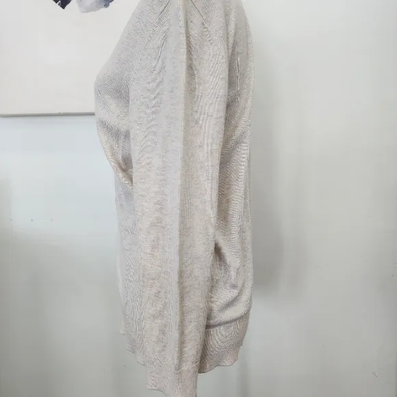 [ HALOGEN] womens size XL, Stella long sleeve, button up cardigan in Oatmeal .