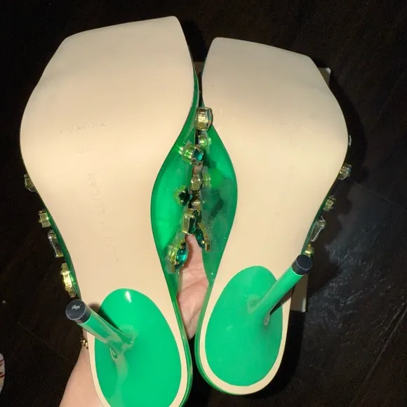 💚 NIB! Good American Jeweled Sandals