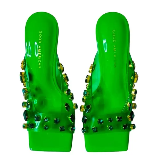 💚 NIB! Good American Jeweled Sandals