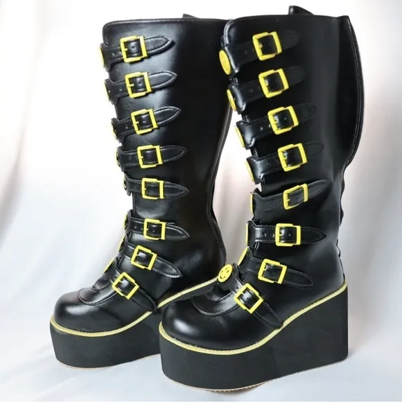 🅽🅴🆆 smiley face platform buckle boots, 90s happy face, EU 39 / US 7-8
