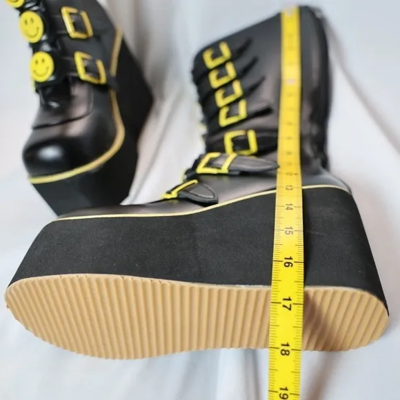 🅽🅴🆆 smiley face platform buckle boots, 90s happy face, EU 39 / US 7-8