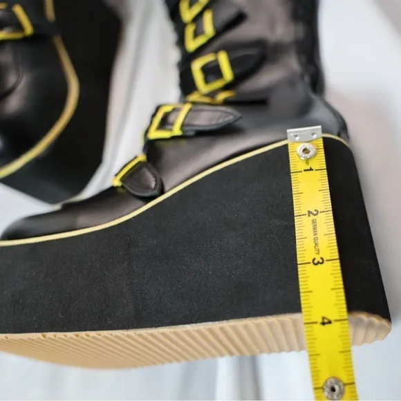 🅽🅴🆆 smiley face platform buckle boots, 90s happy face, EU 39 / US 7-8