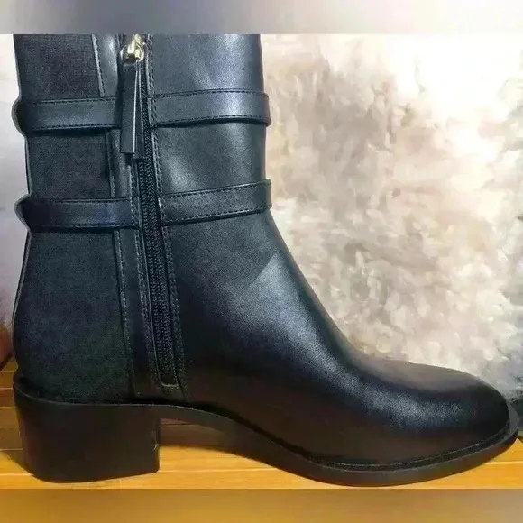 - Zara STRAPPY ANKLE BOOTS WITH BUCKLE🔥🔥🔥🔥🔥