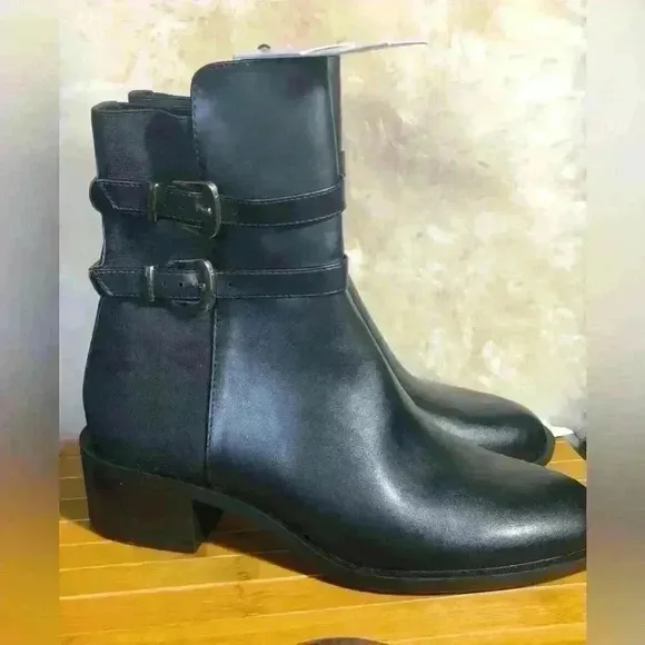 - Zara STRAPPY ANKLE BOOTS WITH BUCKLE🔥🔥🔥🔥🔥