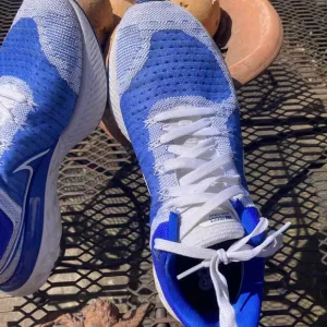 10.5 NIKE React Infinity Flyknit