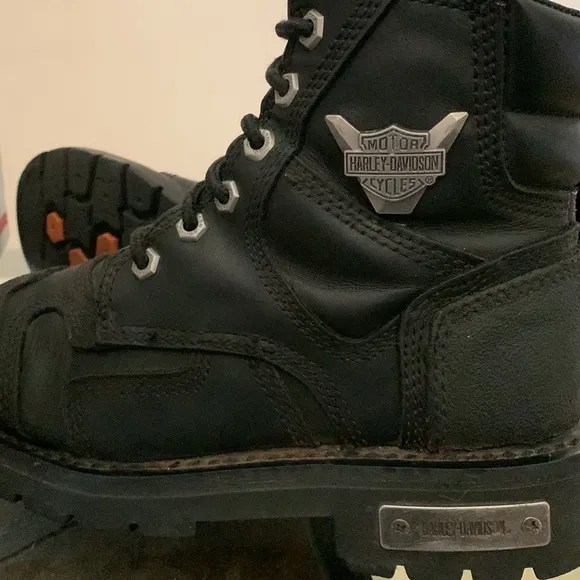 “2” HARLEY DAVIDSON Motorcycle Boot Bundle. Sizes 6.5 &amp; 7