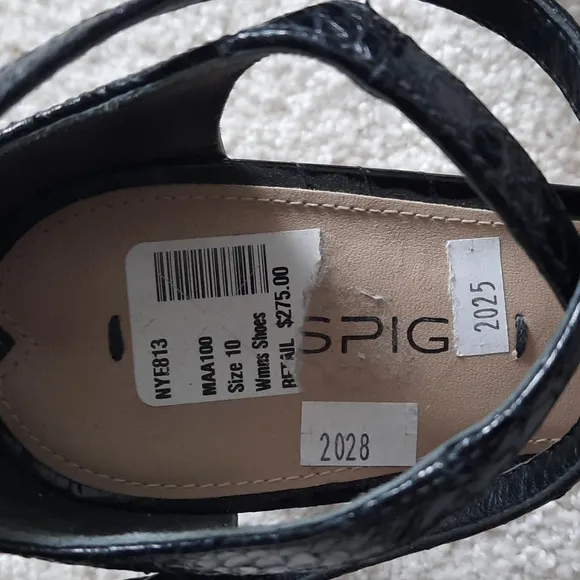 52. NWOT Via Spiga black open toe, ankle strap heels