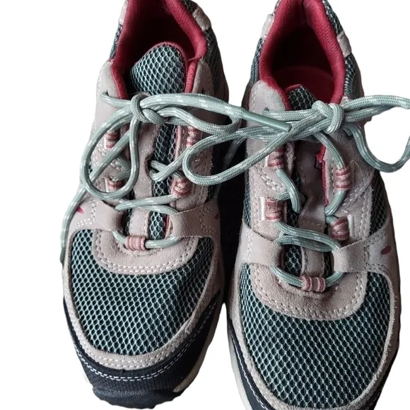 6 LL. Bean hiking shoes