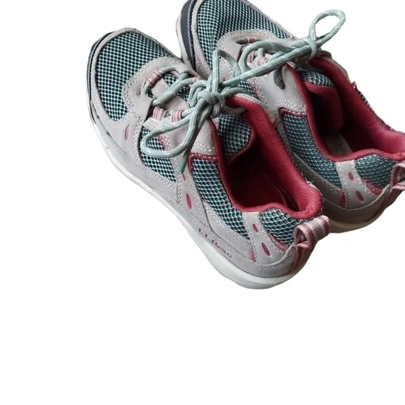 6 LL. Bean hiking shoes