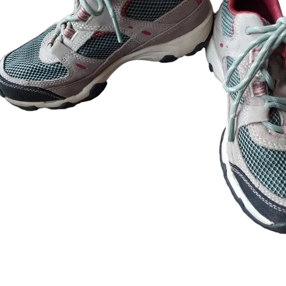 6 LL. Bean hiking shoes