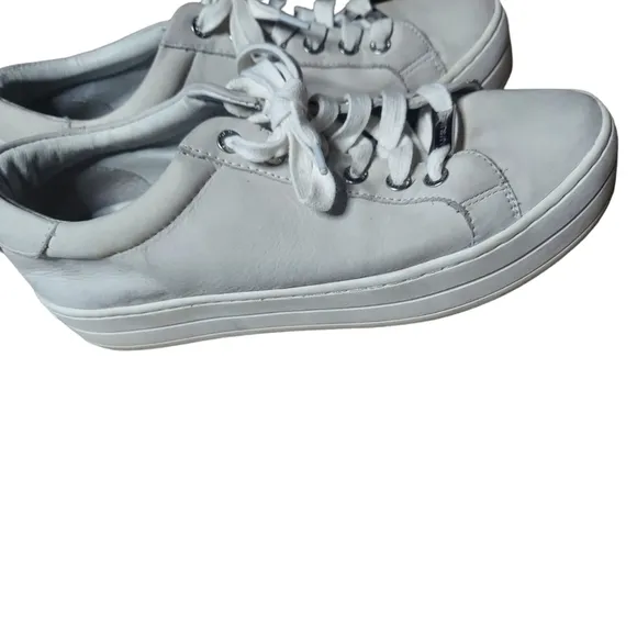 8 J/slides NYC gray sneakers