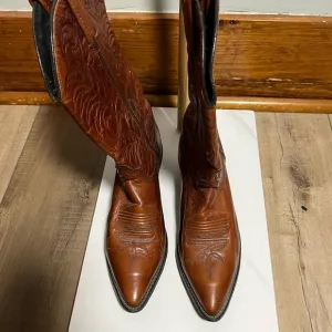 ACME Brown Cowboy Western Boots with Decorative Stitching and Pointed Toe
