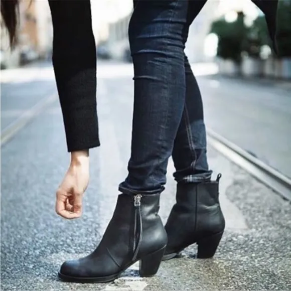 ACNE Studios Pistol Ankle Boots Black Leather Size 37 Size 7