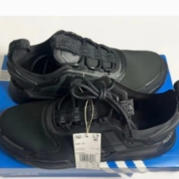 Adidas Grade School NMD R1 V3Youth 6.5, (women 8) New with box. Style: GX5683