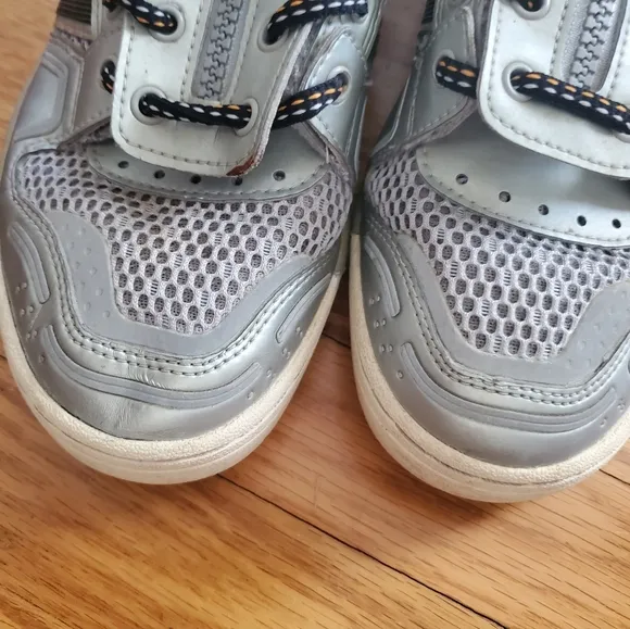 Adidas Gray Winged Sneakers