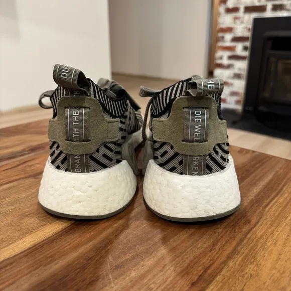 Adidas NMD R2 Primeknit Trace Cargo Olive Green BA7198 Running Shoes Sneaker 10