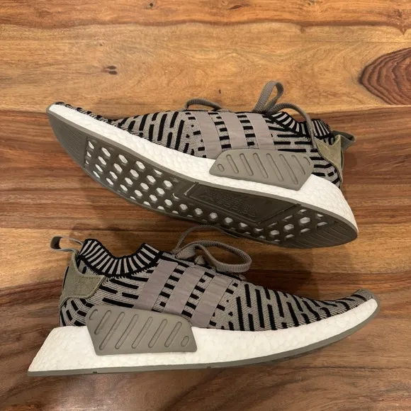 Adidas NMD R2 Primeknit Trace Cargo Olive Green BA7198 Running Shoes Sneaker 10