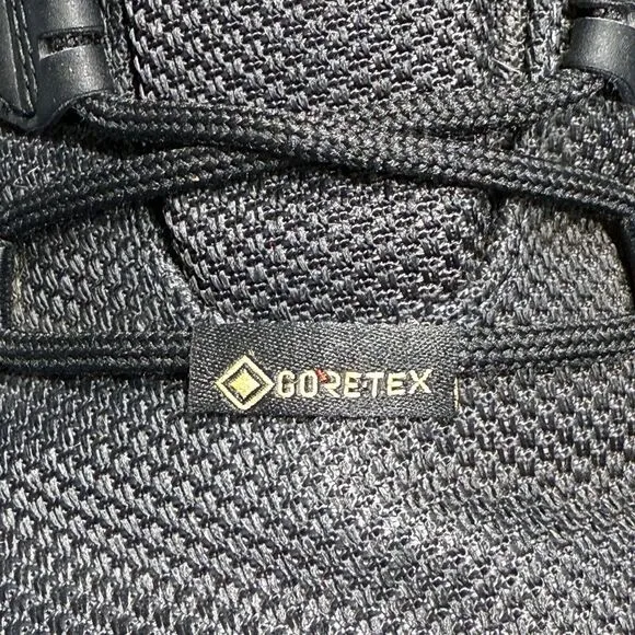 Adidas Terrex AX3 GTX Womens Size 9.5 Hiking Shoes Sneakers Black Red Gore-Tex