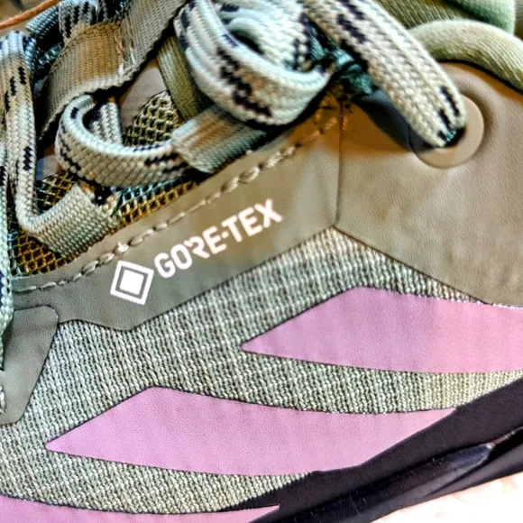 adidas Terrex Free Hiker 2.0 GORE-TEX Silver Green IE5100 Women's Size 8.5