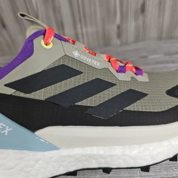 Adidas Terrex Free Hiker 2.0 Low GORE-TEX Hiking Shoes - Women's Size 8