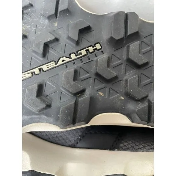 Adidas TERREX Primaloft Mens Hiking Boots Shoes Size 8.5 Climaproof Stealth Sole
