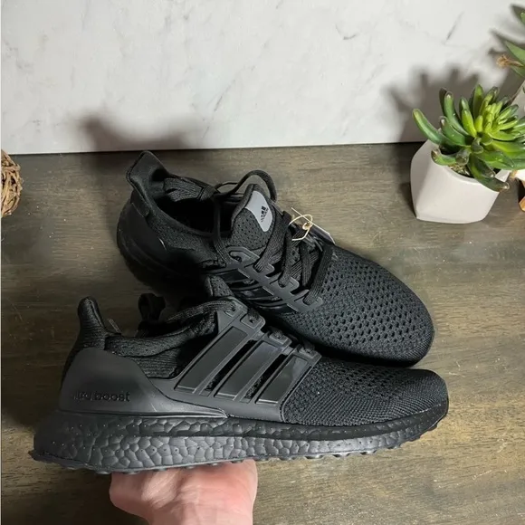 adidas UltraBOOST 1.0 DNA Triple Black