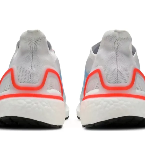 ADIDAS Women  Ultraboost Summer.rdy Sneaker -Size8.5 new