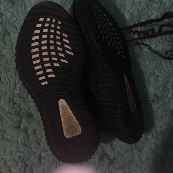 Adidas Yeezy Boost 350 V2 Make offers