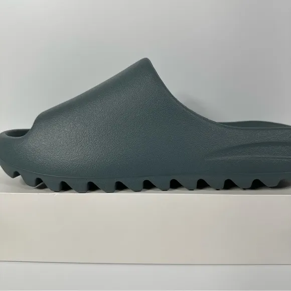 ADIDAS YEEZY SLIDES SLATE MARINE MENS SHOES SIZE 10 SLIP ON KANYE WEST BLUE GRAY