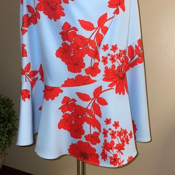Adrianna Papell sheath floral ruffled hem dress short sleeve side drape / ruched