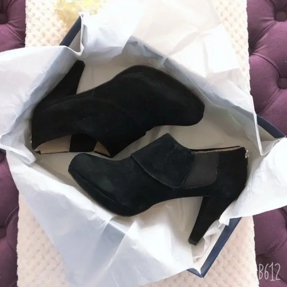 Adrienne Vittadini Ankle Boots Suede Leather Black Booties Size 9.5M New in Box