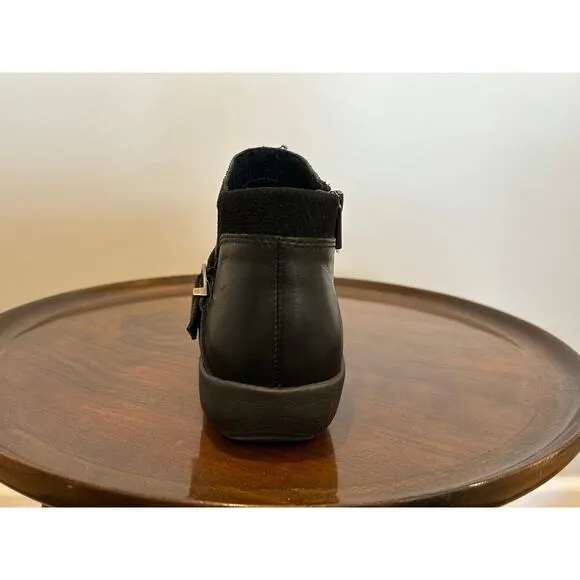 Aetrex Boots Luna Black Leather Womens 37 or 6 6.5 NWT $150