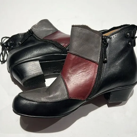 Aetrex leather Booties Size 9. B63
