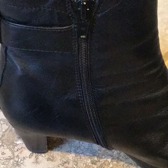 AGL Leather boots, fits like 7.5/8, made in Italy