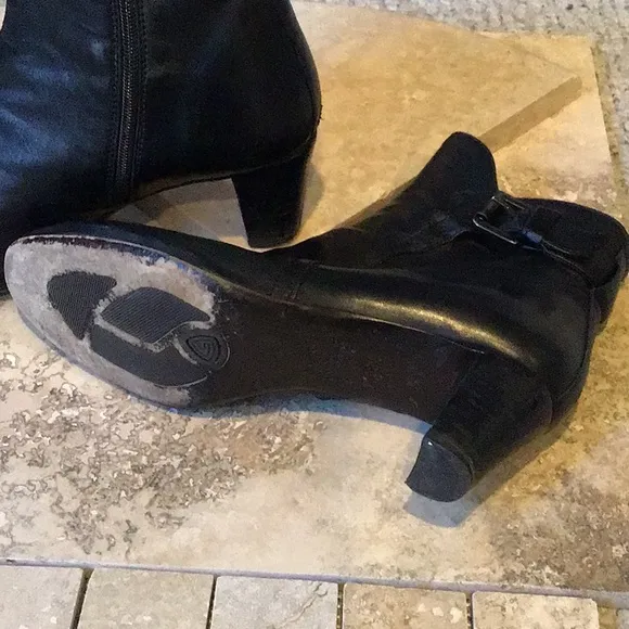 AGL Leather boots, fits like 7.5/8, made in Italy