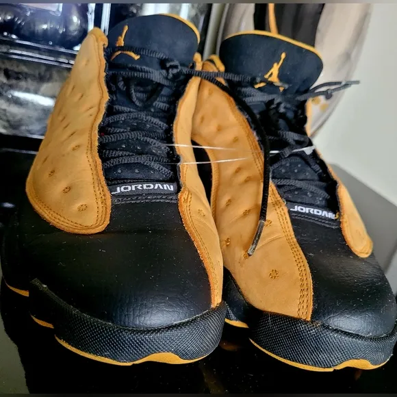 Air Jordan XIII 13 Chutney Men's Sneakers Black/Tan/Gold Leather US 11