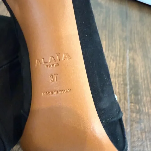 Alaia Black Ankle Boots with Suede and pearl Detail. Size 37