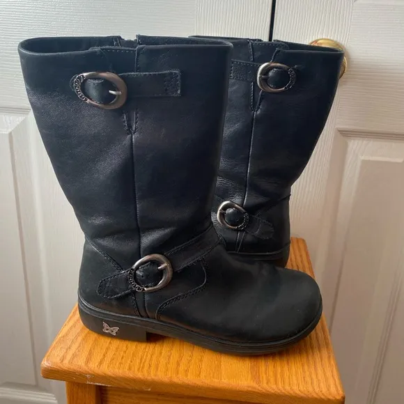 Alegria Cami Black Magic Leather Buckle Mid-Calf Motorcycle Boot SZ 40 (10 US)