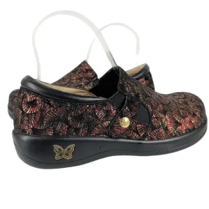 Alegria PAITYN Red and Gold Metallic Fan Print Clogs Size 37 Comfort Shoes