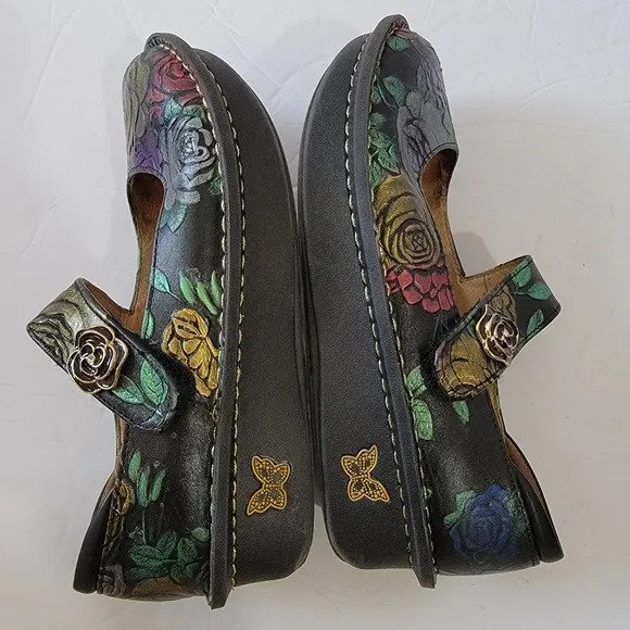 Alegria Paloma Workwomanship  Marijane Shoe Sz 35 Leather Upper Purple Floral