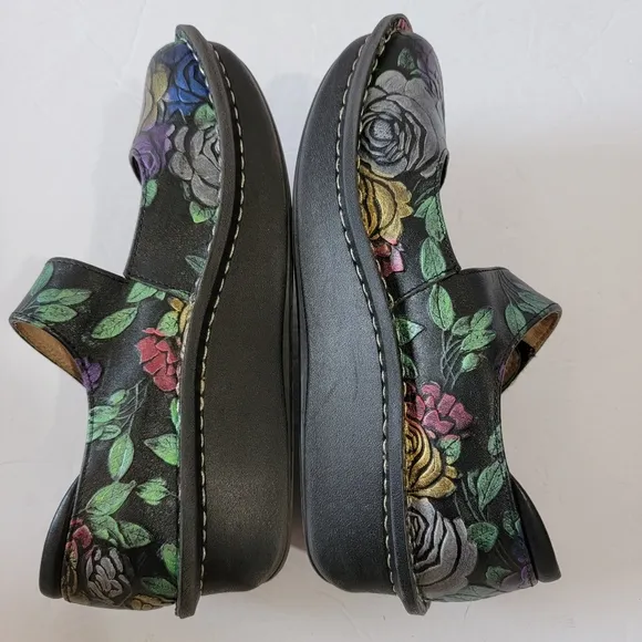 Alegria Paloma Workwomanship  Marijane Shoe Sz 35 Leather Upper Purple Floral