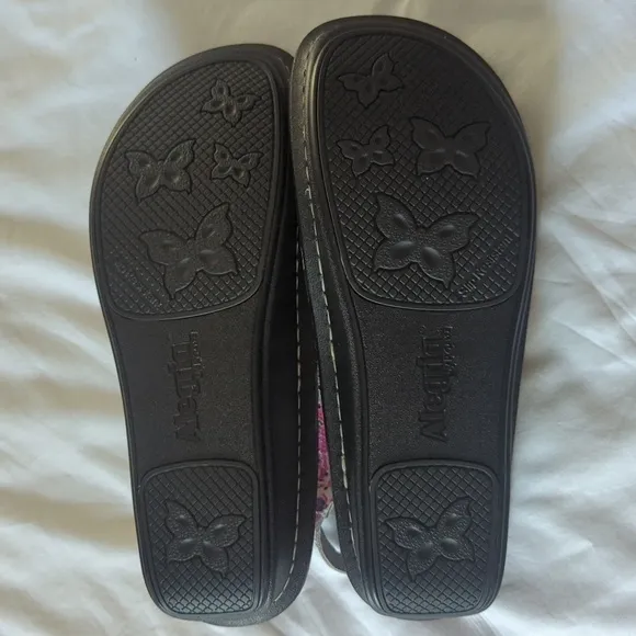 Algeria Jemma Perennial Women's size 39 shoes. Gently used. Excellent condition.