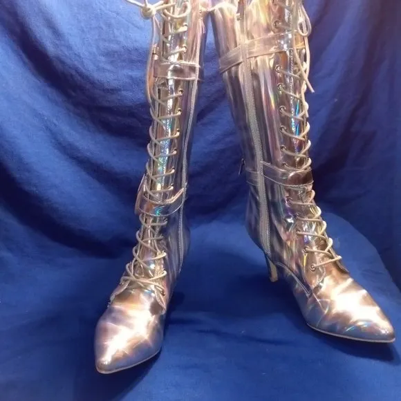 ALL THAT SHIMMER SHINES FROM THE FUTURE HEELED BOOTS ( BRAND NEW !!!! ) SILVER