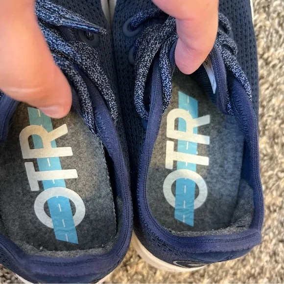 Allbirds Women’s Tree Runner Marine‎ Blue Knit Sneakers Size 6