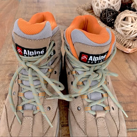 Alpine Design Women Explorer Hiking Boots Size 8.5 Hiking shoes