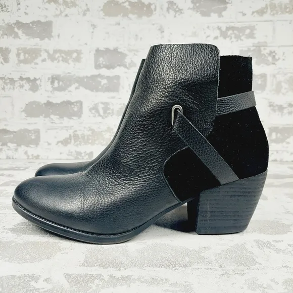 American Rag Ashlyn Women’s Leather/Suede  Ankle Boots V828