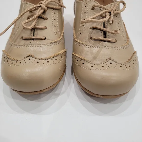 Angelitos Tan Classic Oxford Shoes Size 29